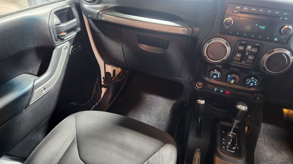 2015 Jeep Wrangler Unlimited Image 12