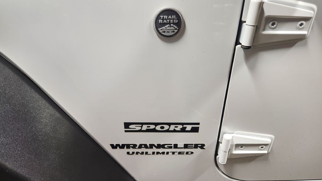 2015 Jeep Wrangler Unlimited Image 24