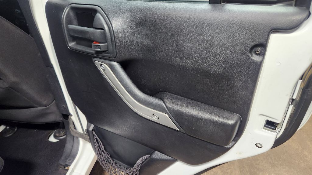 2015 Jeep Wrangler Unlimited Image 34