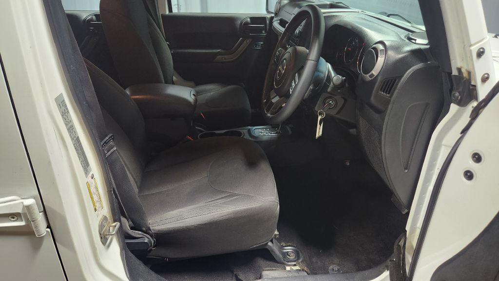 2015 Jeep Wrangler Unlimited Image 38