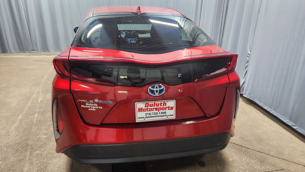 2017 Toyota Prius Image 4