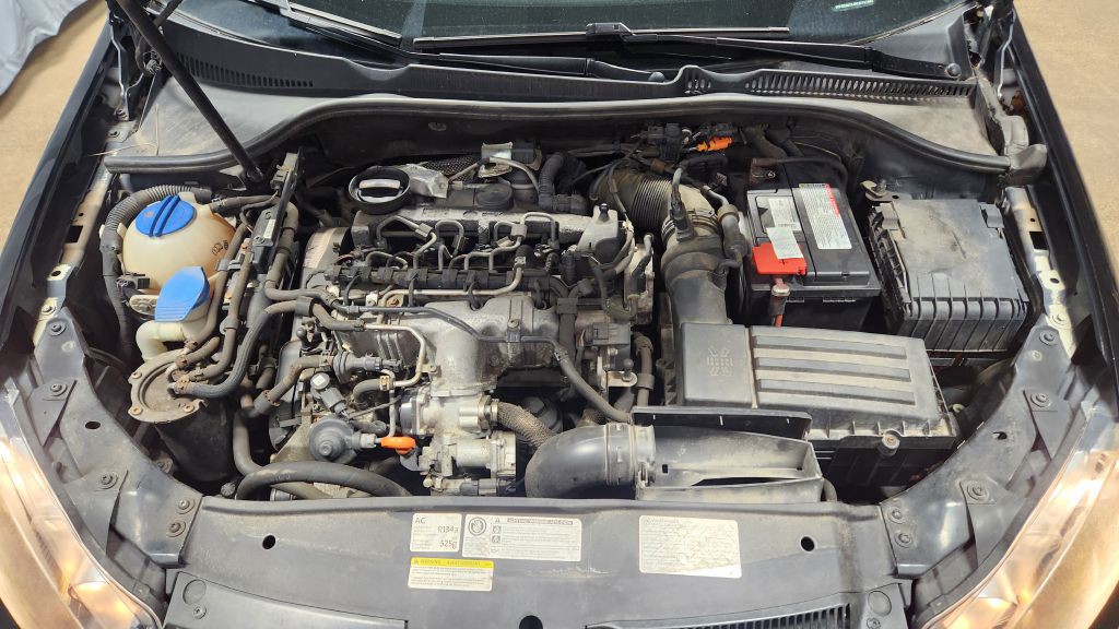2012 Volkswagen Golf Image 26