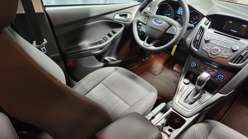 2015 Ford Focus Image 41
