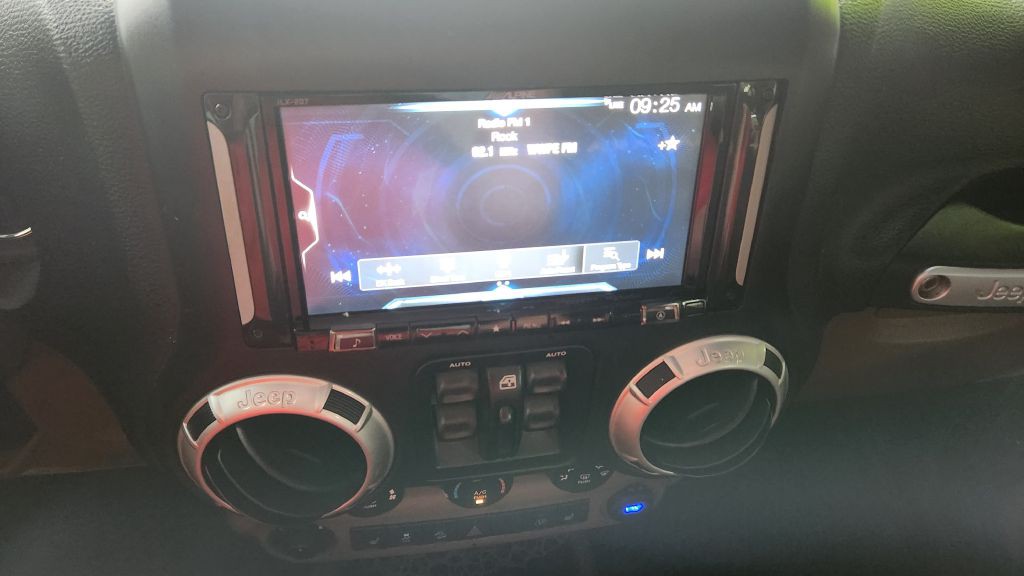 2015 Jeep Wrangler Unlimited Image 61