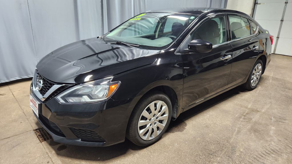 2019 Nissan Sentra Image 2