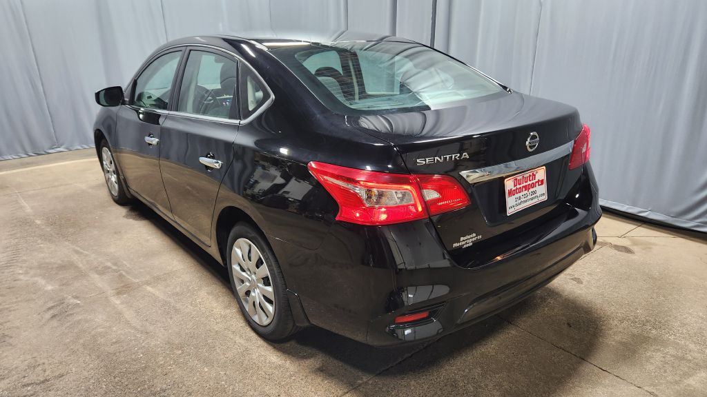 2019 Nissan Sentra Image 3