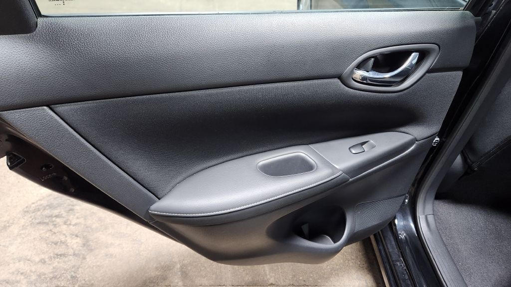 2019 Nissan Sentra Image 7