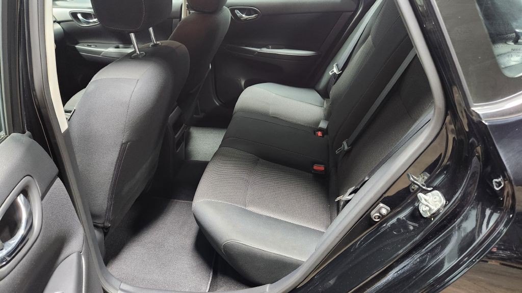 2019 Nissan Sentra Image 8
