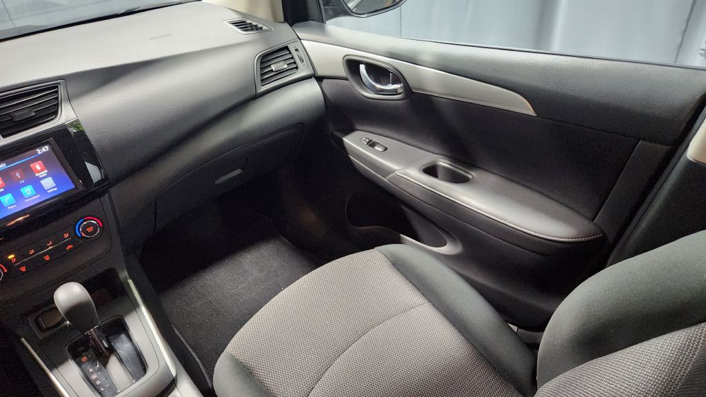 2019 Nissan Sentra Image 12