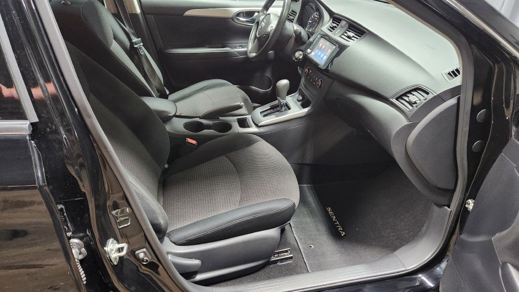 2019 Nissan Sentra Image 36