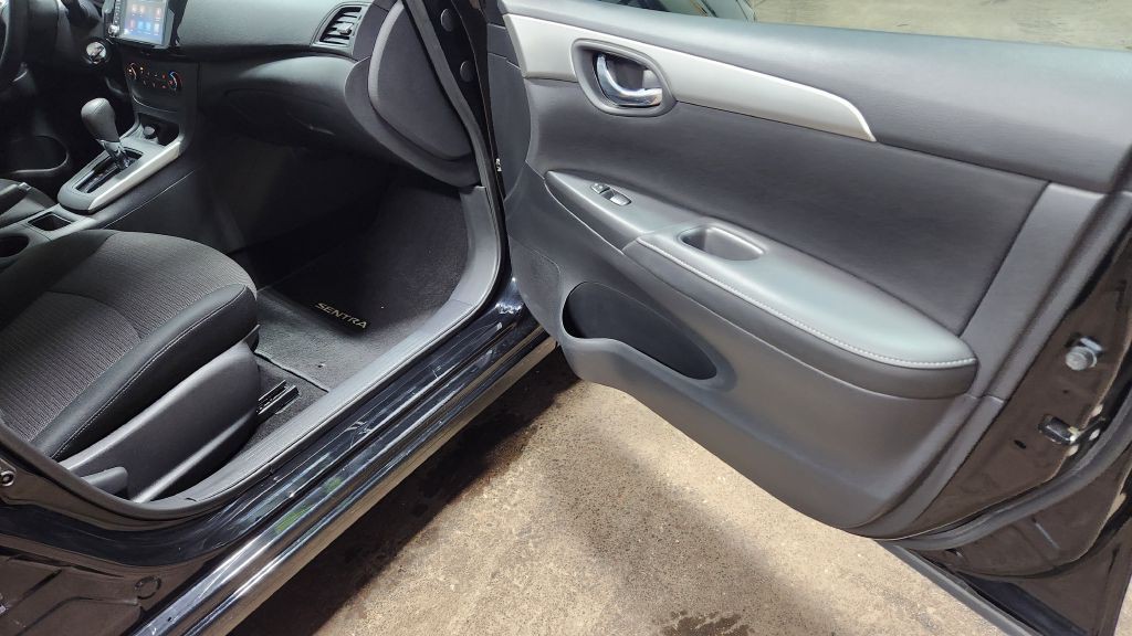 2019 Nissan Sentra Image 37