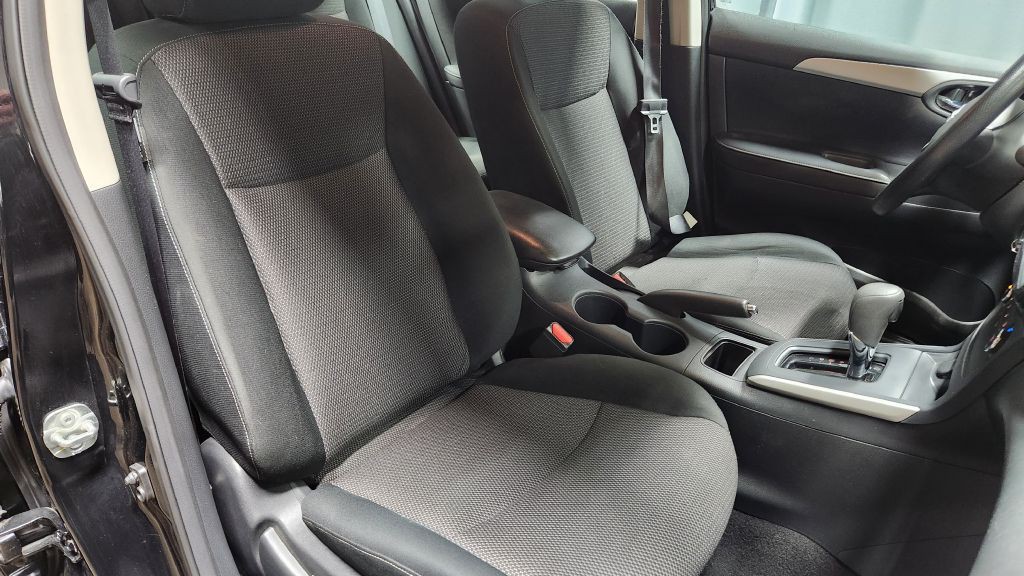 2019 Nissan Sentra Image 38