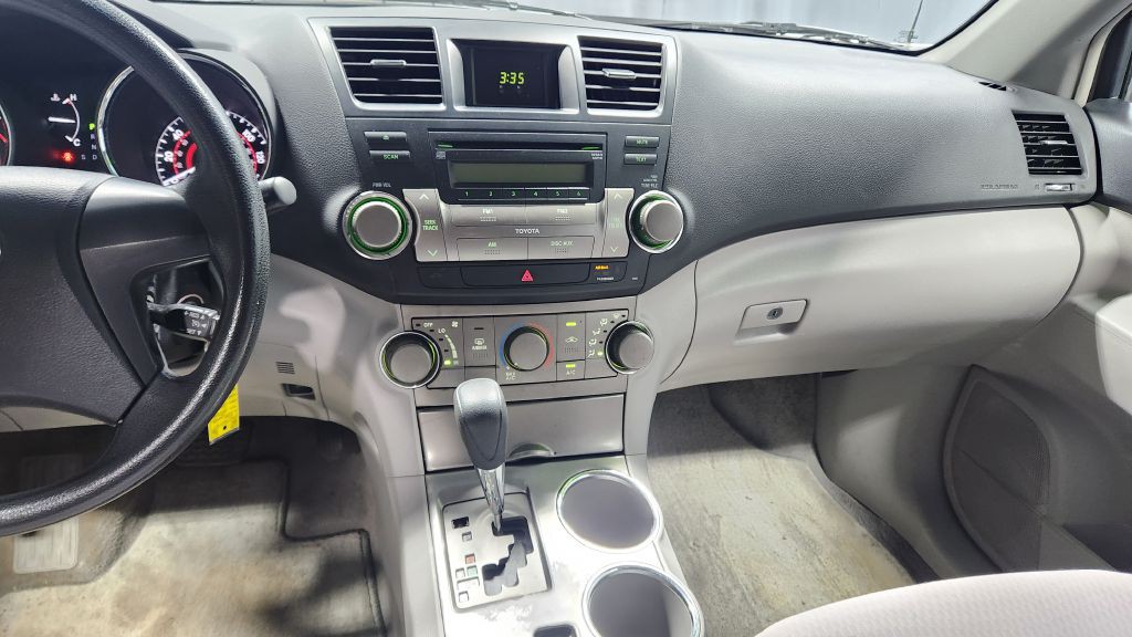 2008 Toyota Highlander Image 13