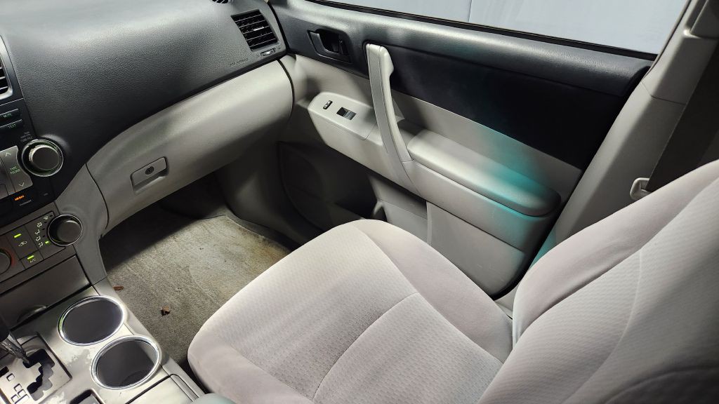 2008 Toyota Highlander Image 14