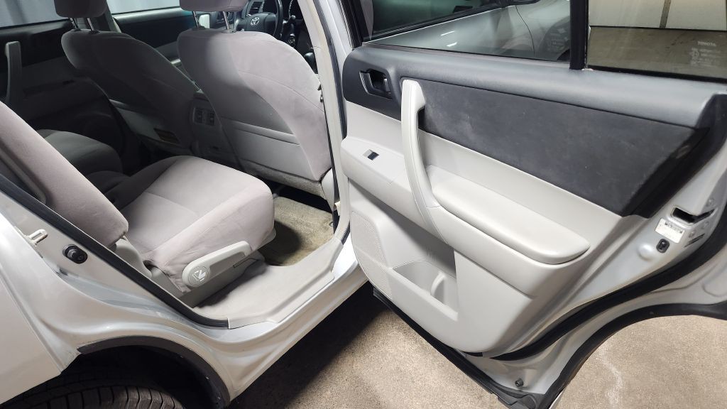 2008 Toyota Highlander Image 36