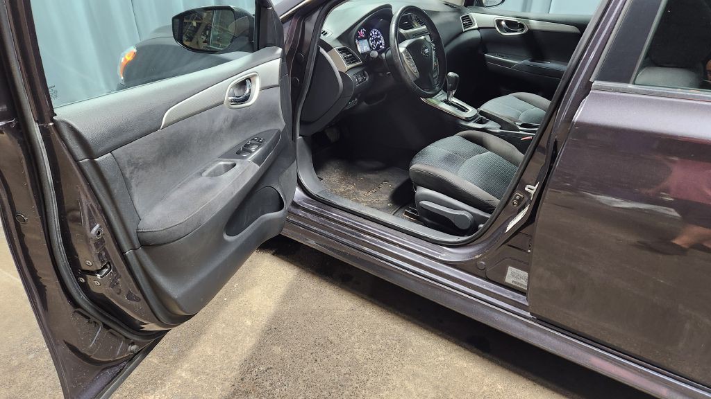 2013 Nissan Sentra Image 16