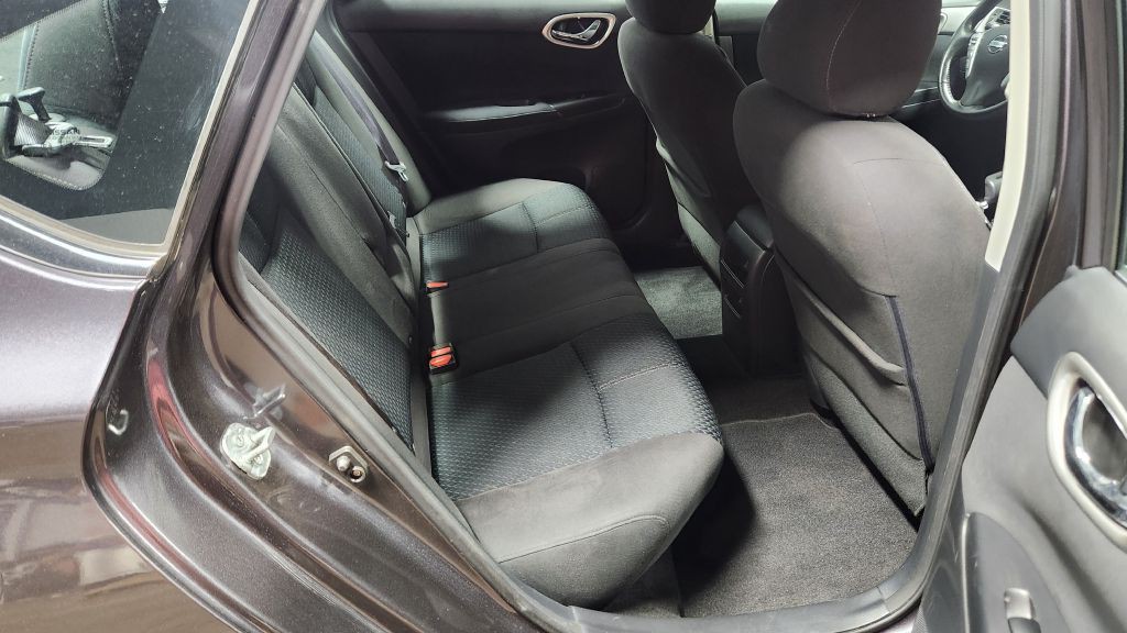 2013 Nissan Sentra Image 33