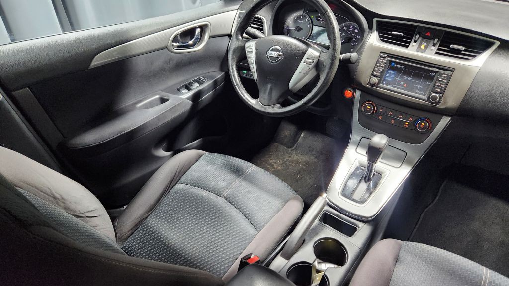 2013 Nissan Sentra Image 35