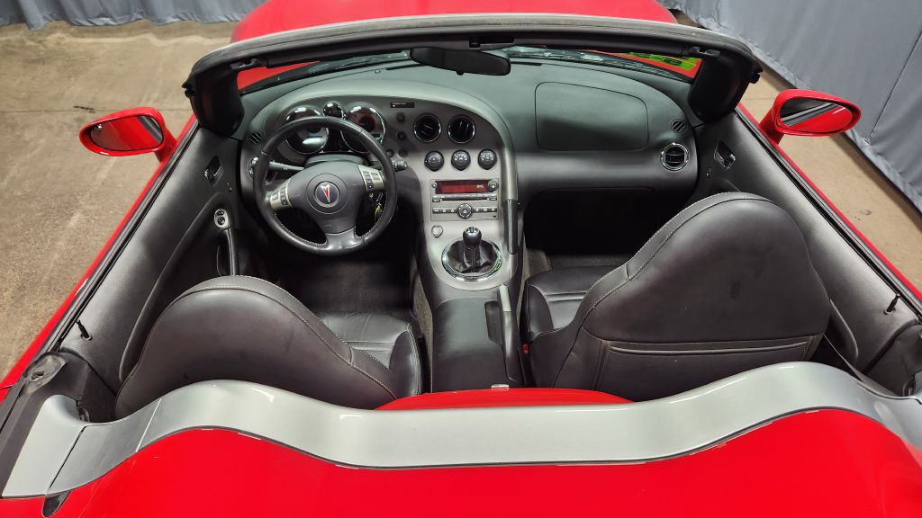 2007 Pontiac Solstice Image 5