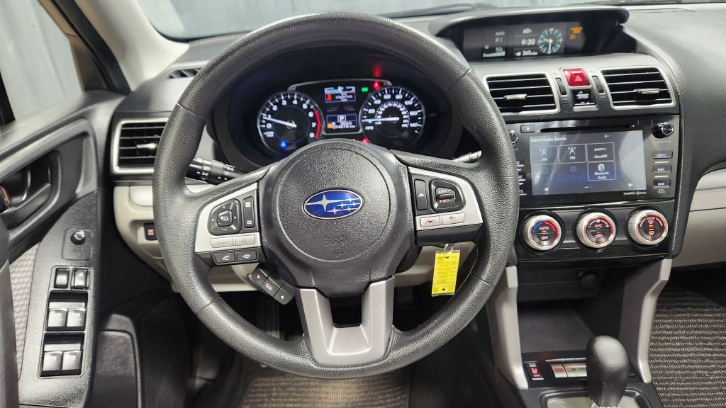 2017 Subaru Forester Image 15
