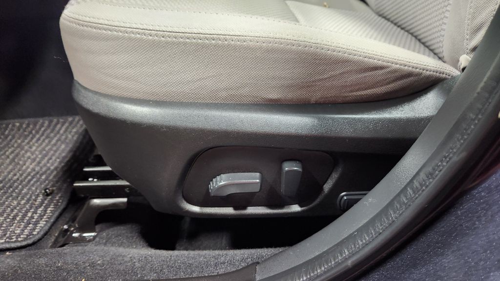 2017 Subaru Forester Image 21