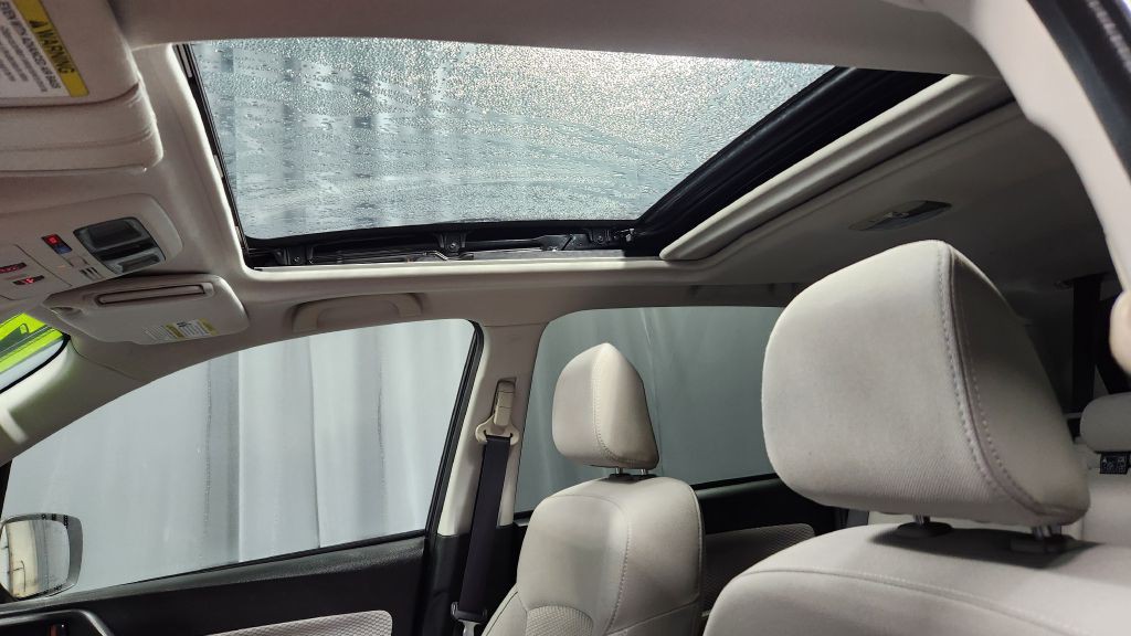 2017 Subaru Forester Image 23