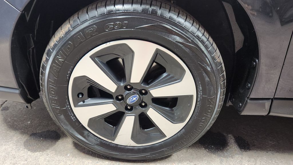 2017 Subaru Forester Image 26
