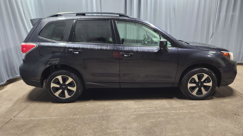 2017 Subaru Forester Image 29