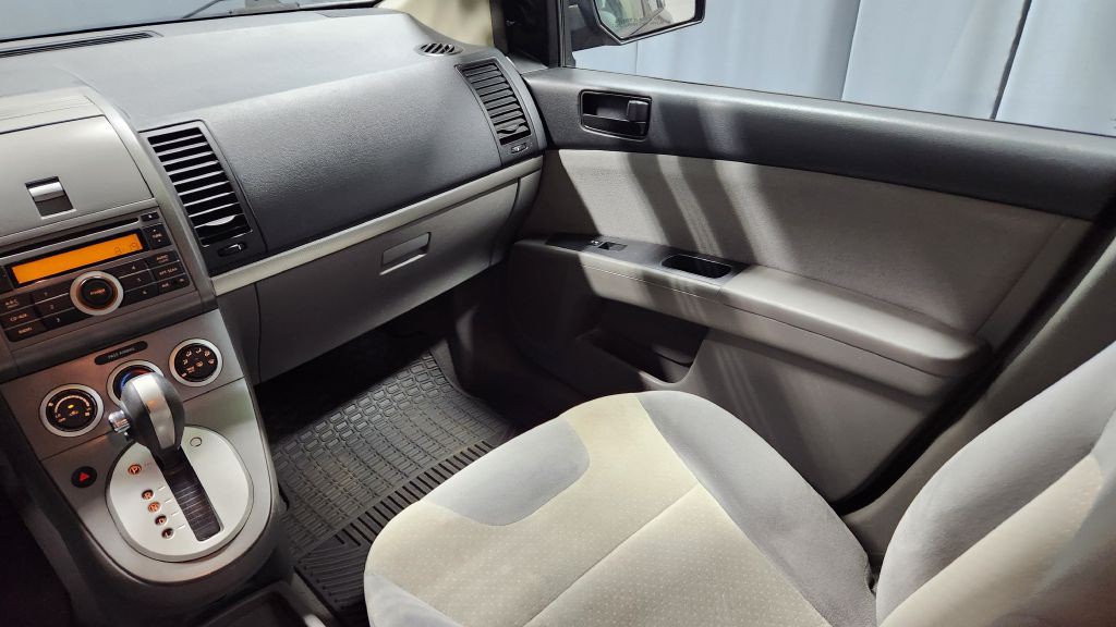 2009 Nissan Sentra Image 12