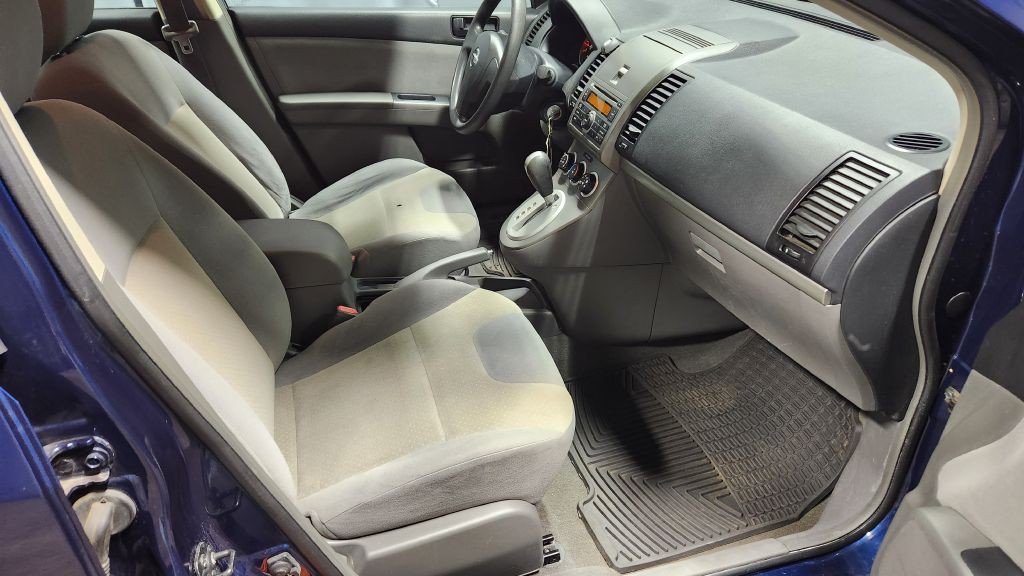 2009 Nissan Sentra Image 35