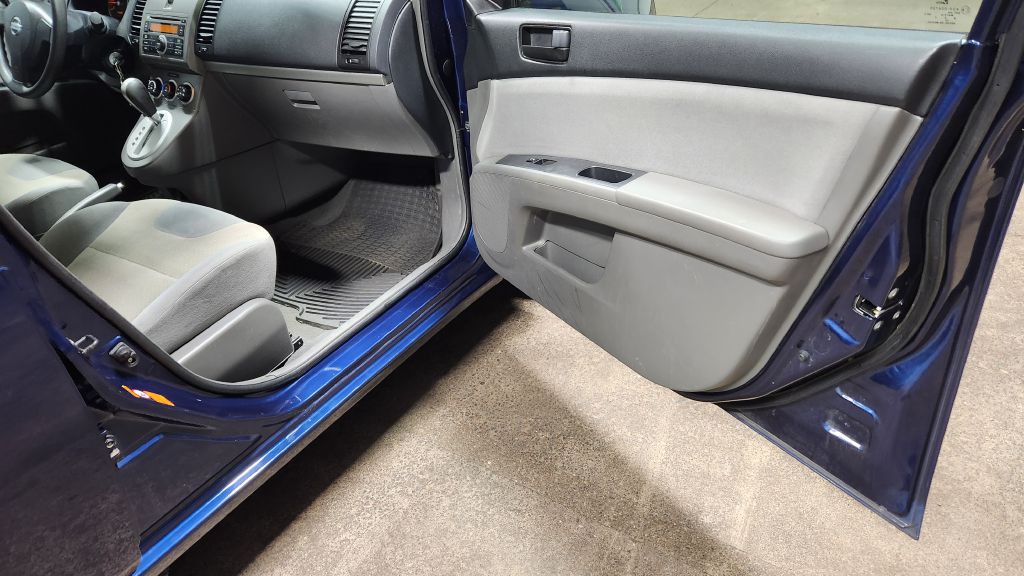 2009 Nissan Sentra Image 36