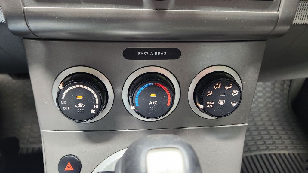 2009 Nissan Sentra Image 40