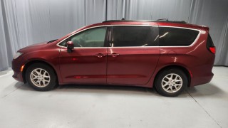 Image for 2021 Chrysler Voyager LXI ID: 6777048