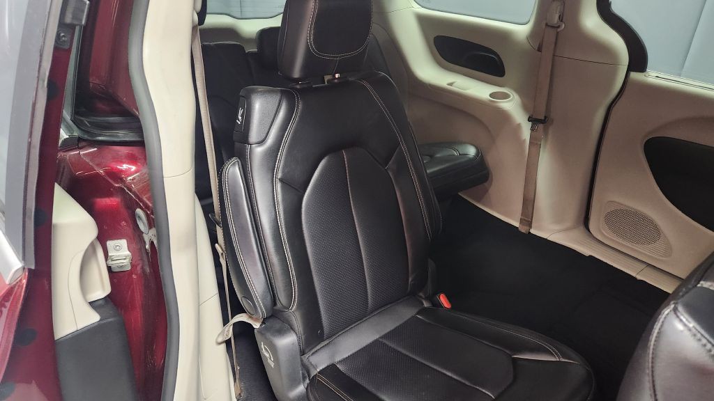 2021 Chrysler Voyager Image 31