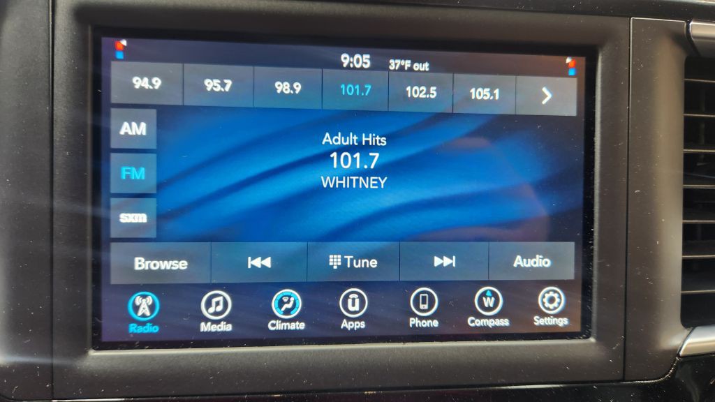 2021 Chrysler Voyager Image 39