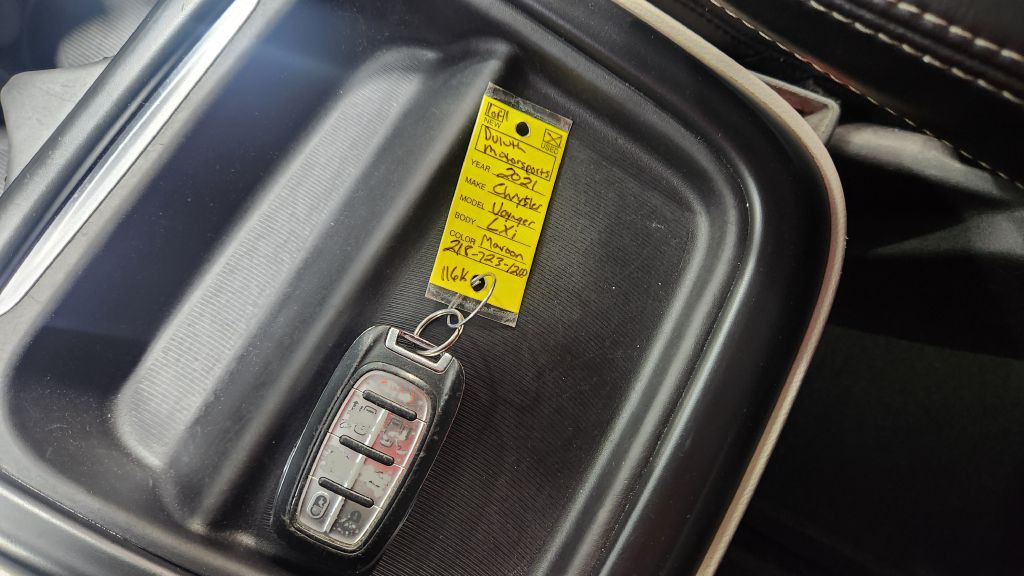 2021 Chrysler Voyager Image 58