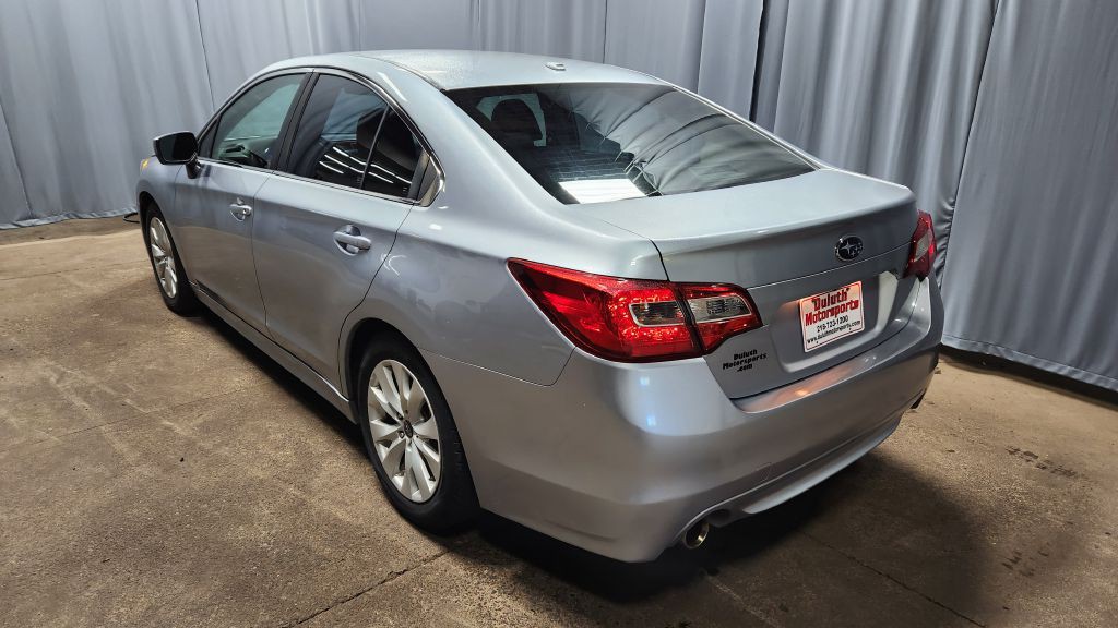2015 Subaru Legacy Image 3