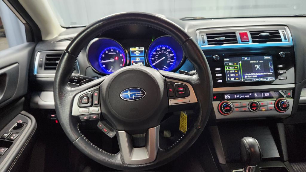 2015 Subaru Legacy Image 12