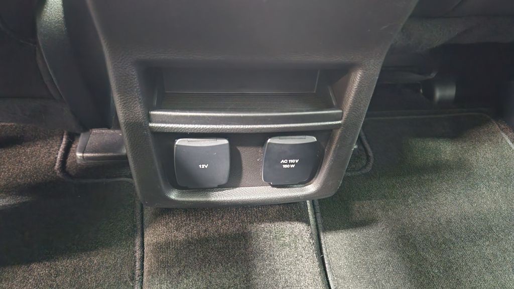 2017 Ford Edge Image 14