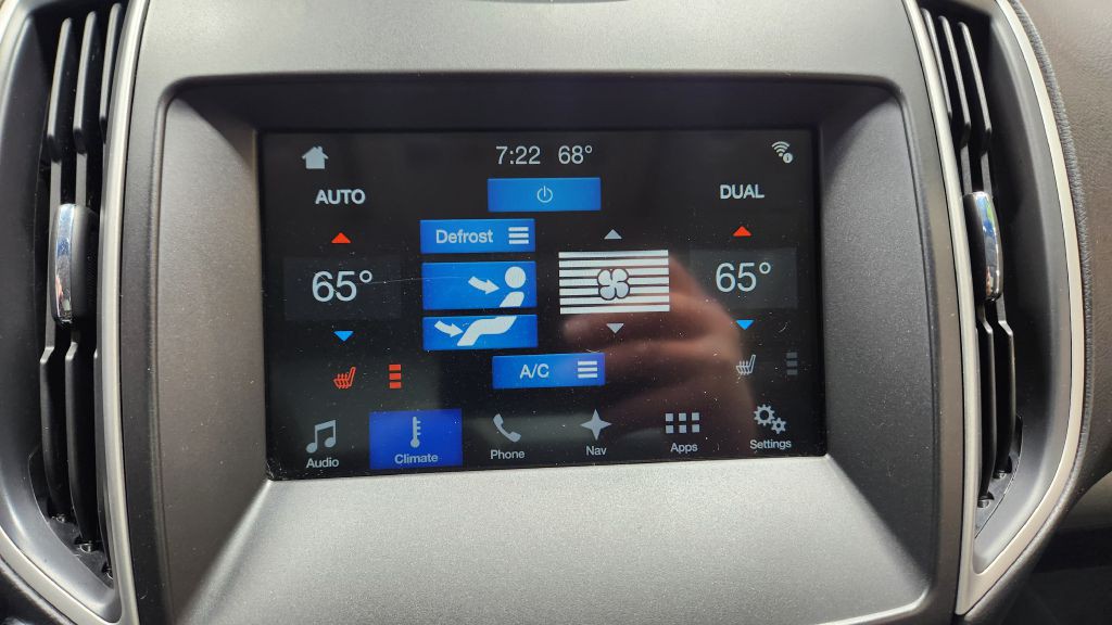 2017 Ford Edge Image 53