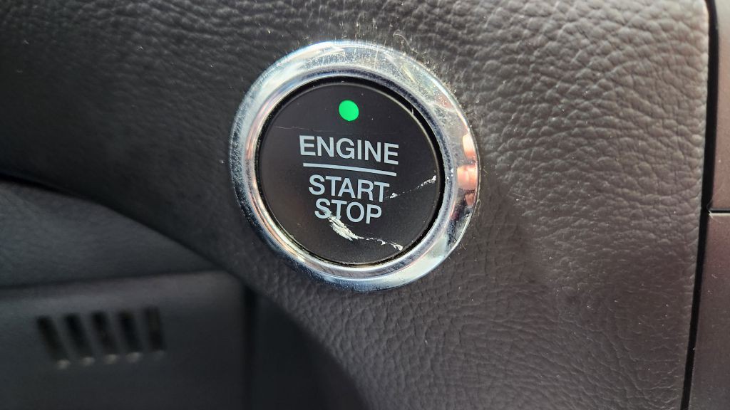 2017 Ford Edge Image 59
