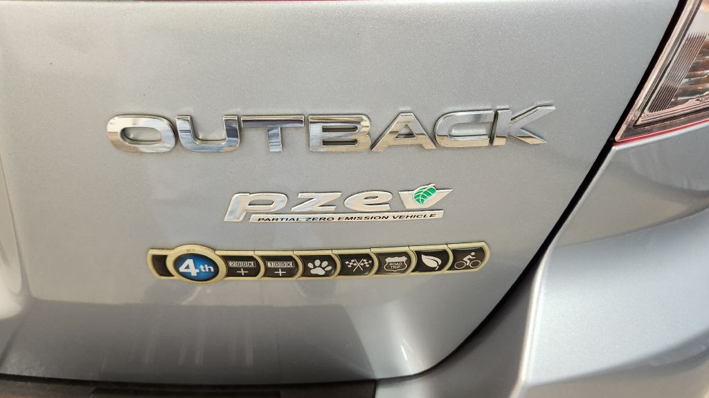 2013 Subaru Outback Image 6