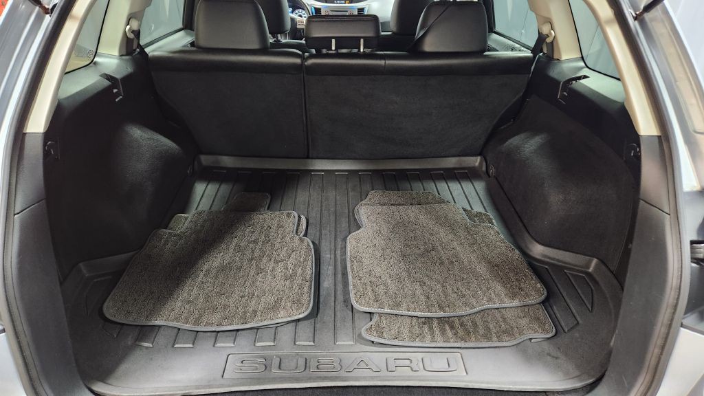 2013 Subaru Outback Image 7