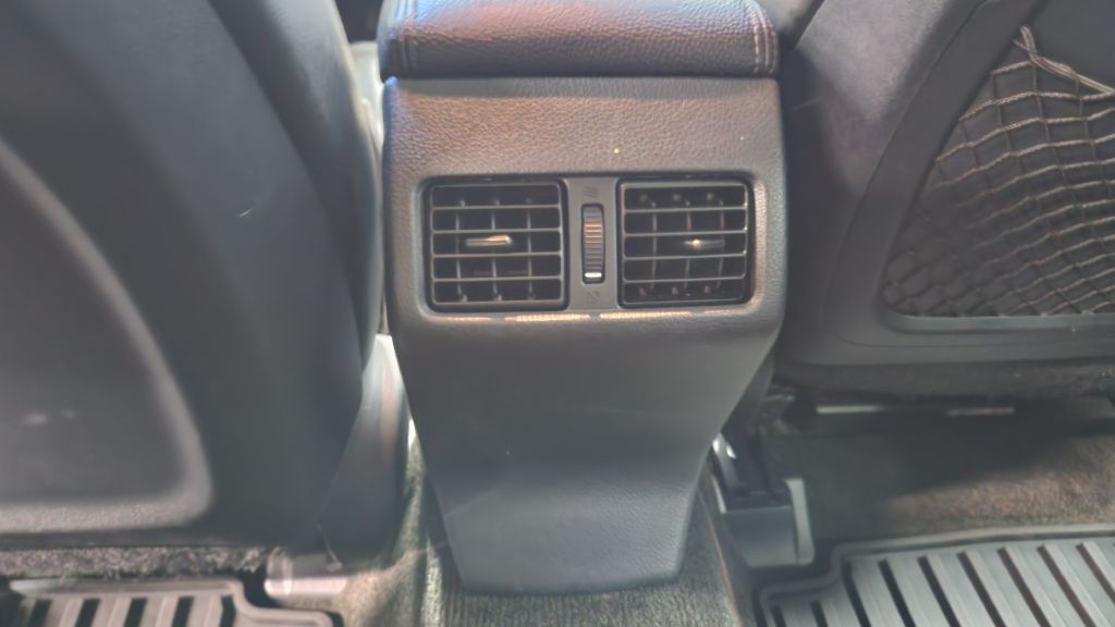 2013 Subaru Outback Image 14