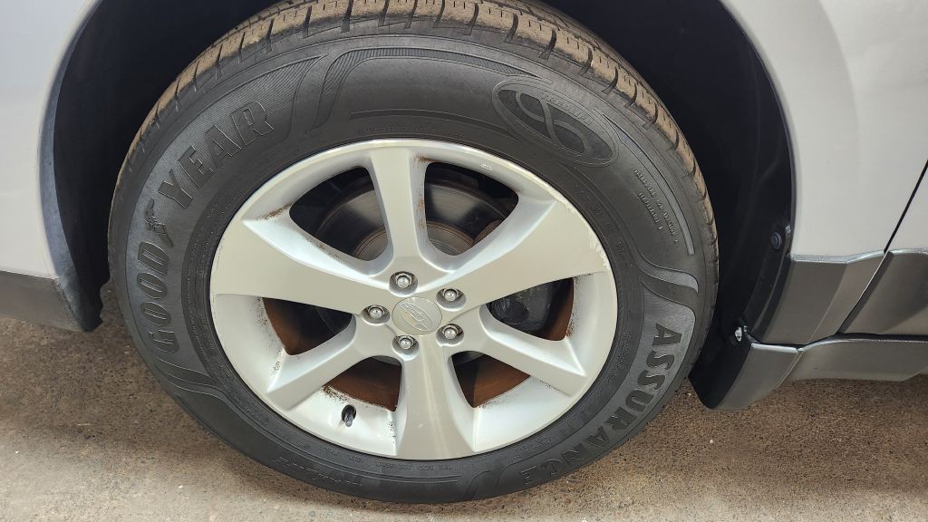 2013 Subaru Outback Image 30