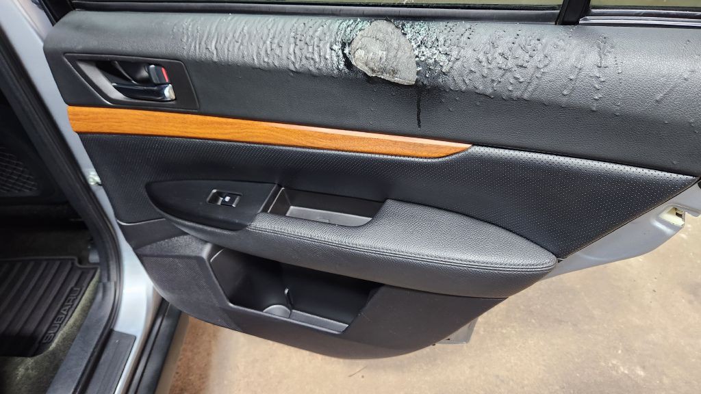 2013 Subaru Outback Image 39