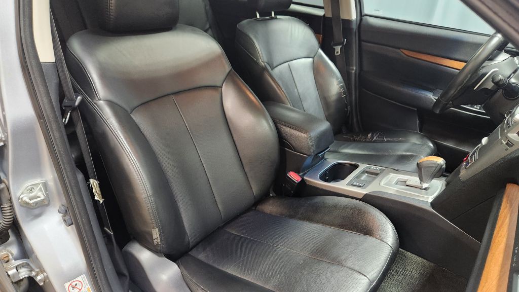 2013 Subaru Outback Image 48