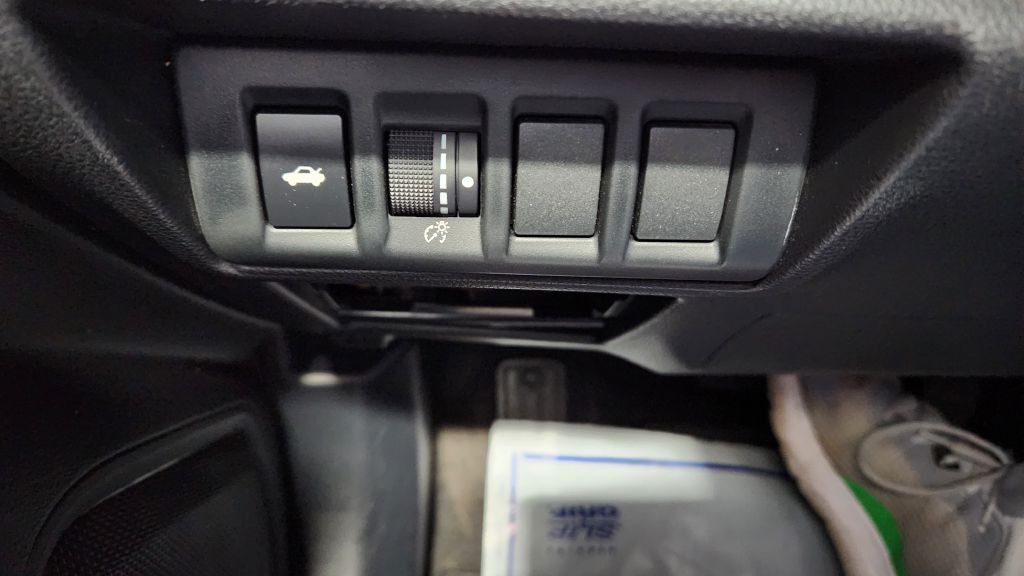 2020 Subaru Legacy Image 31