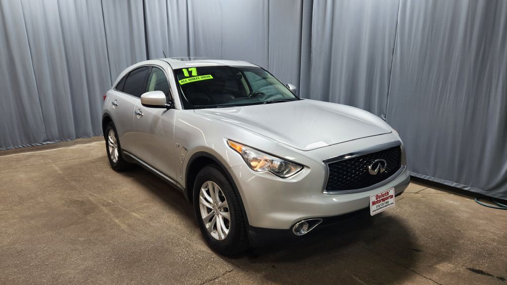 2017 INFINITI QX70 Image 31