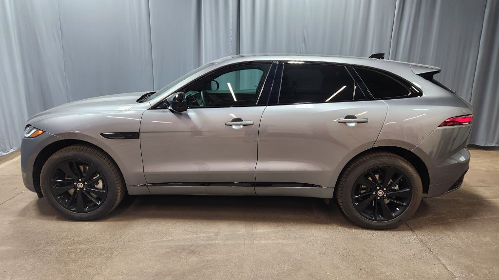 2025 Jaguar F-PACE Image 1